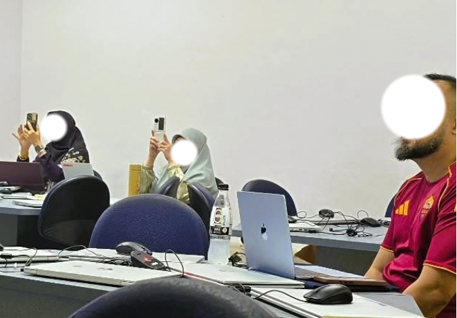 AI User to AI Builder course participants during a session